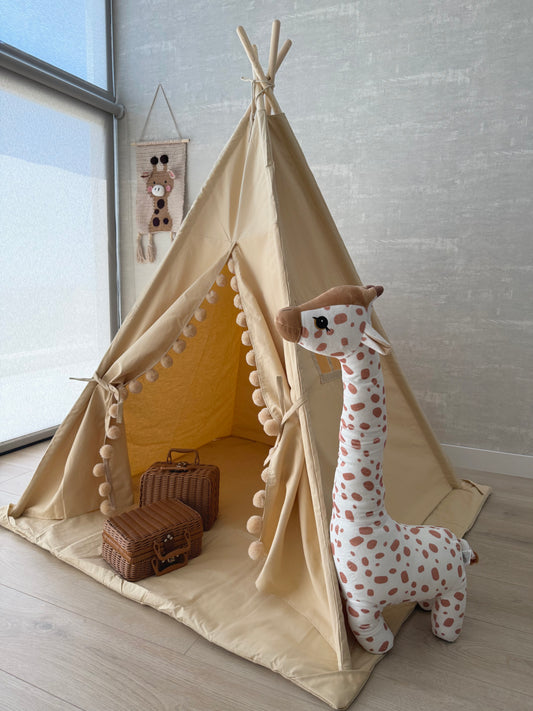 Teepee with Pom Pom