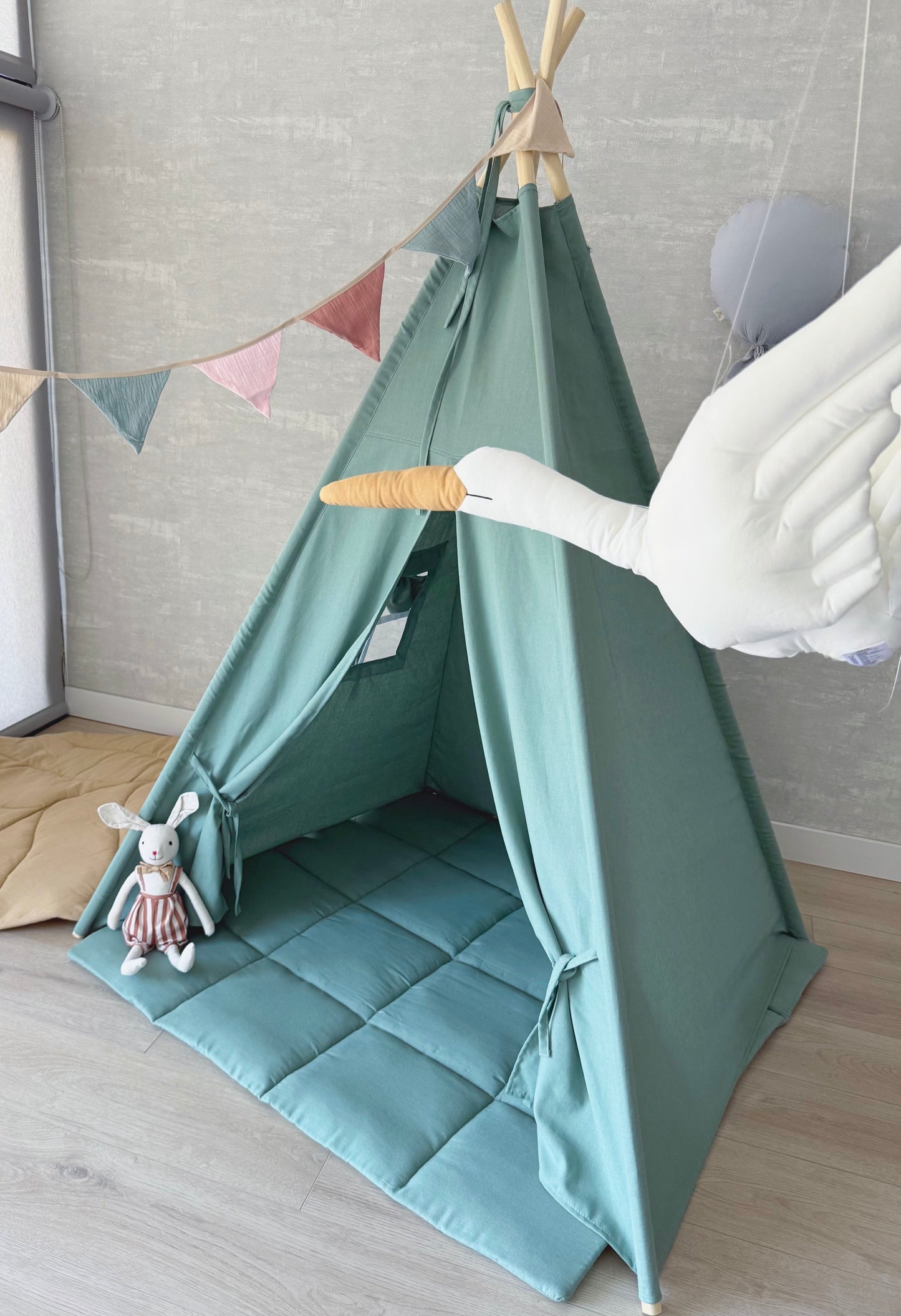 Linen Plain TeePee