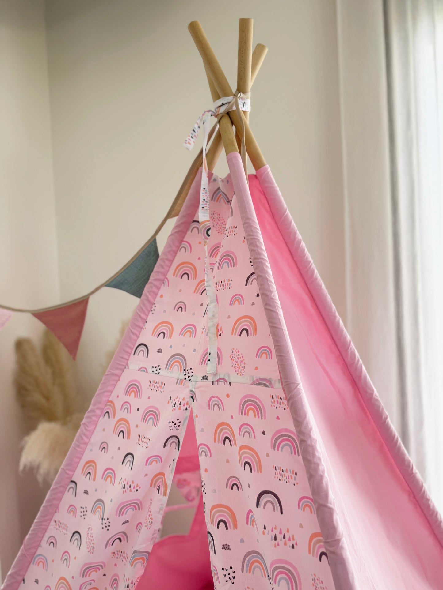 Teepee Pink Rainbow