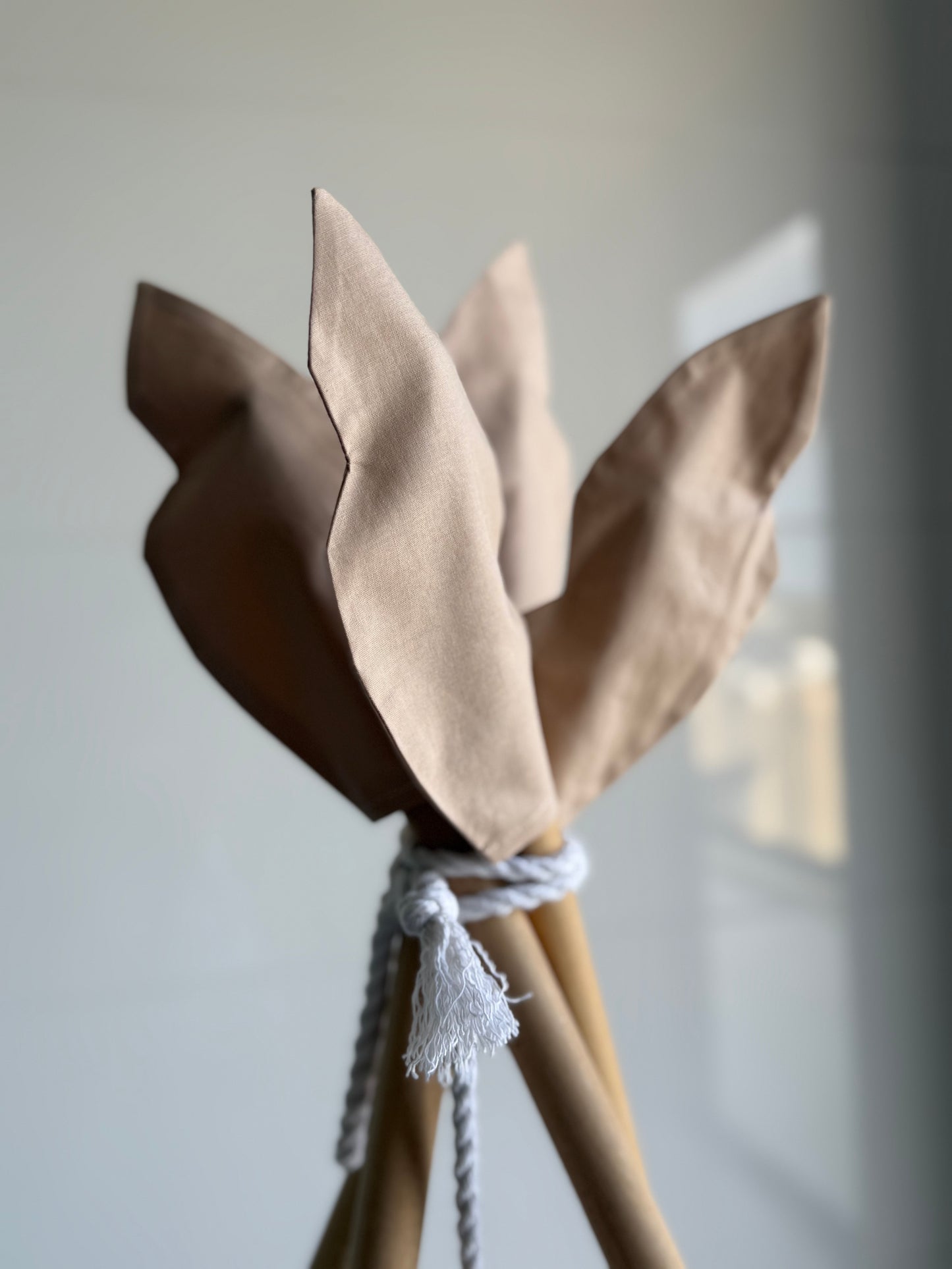 Decorative leaf for teepee