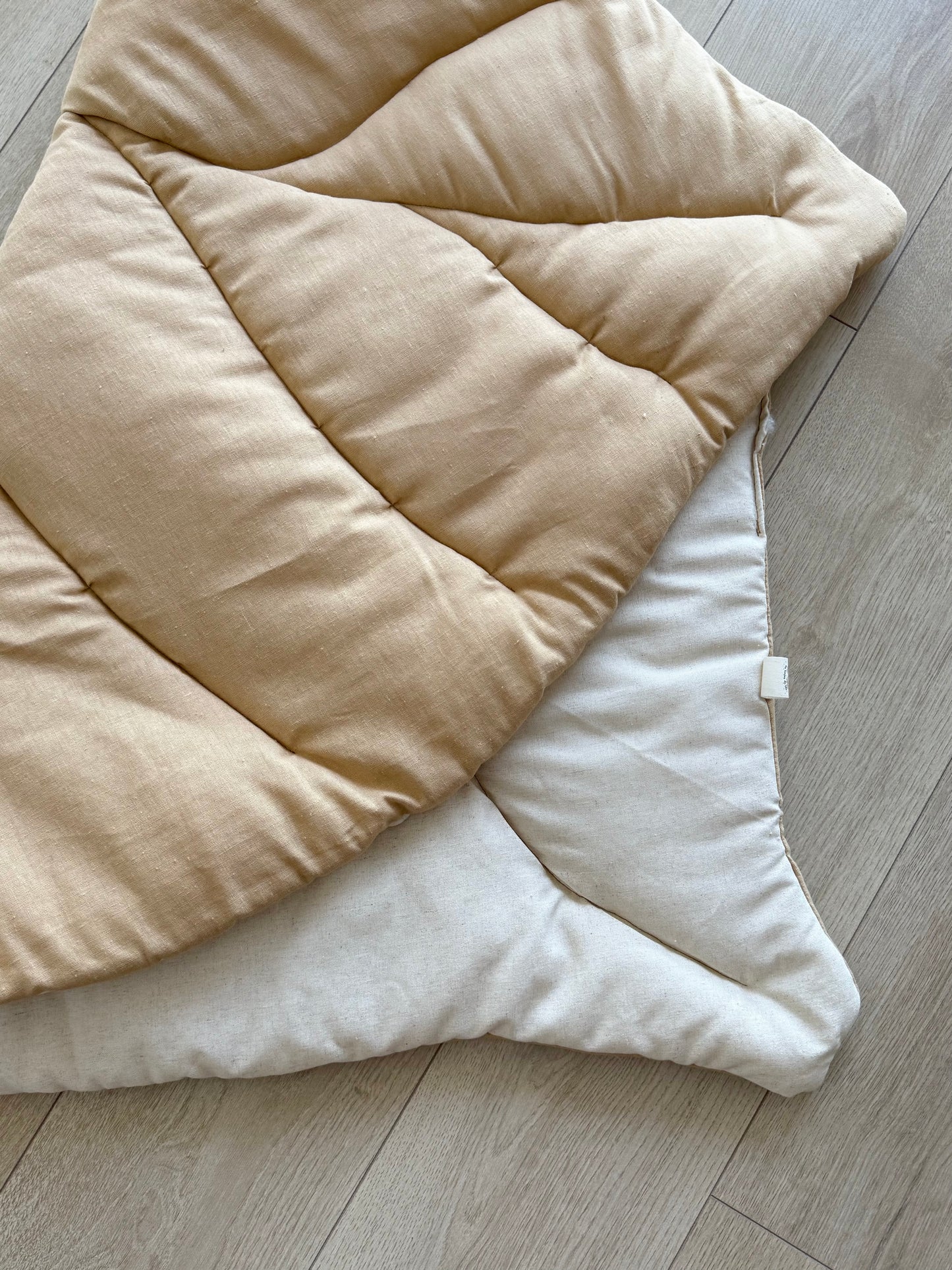 Linen Leaf Mat