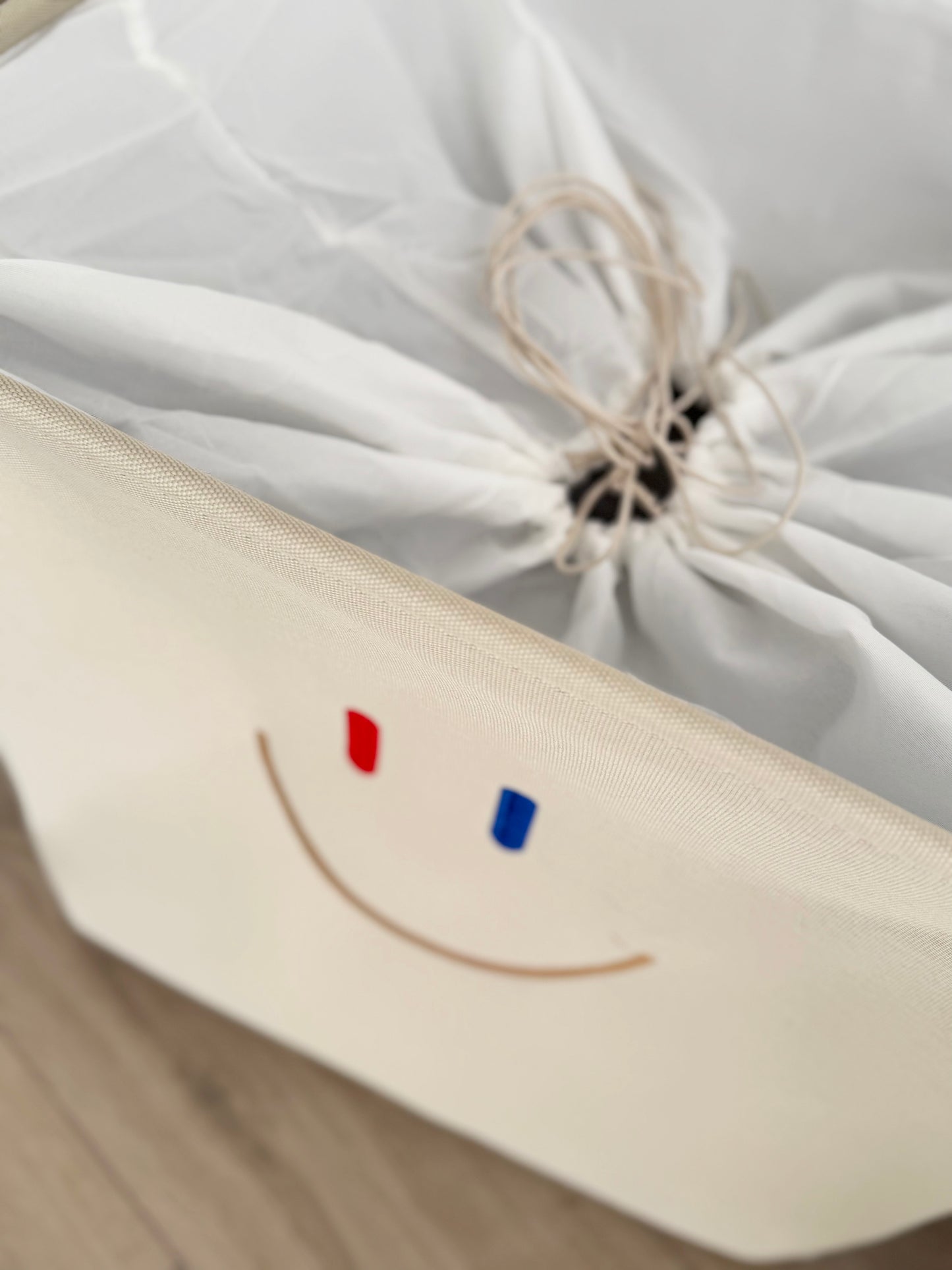 Large toy storage box