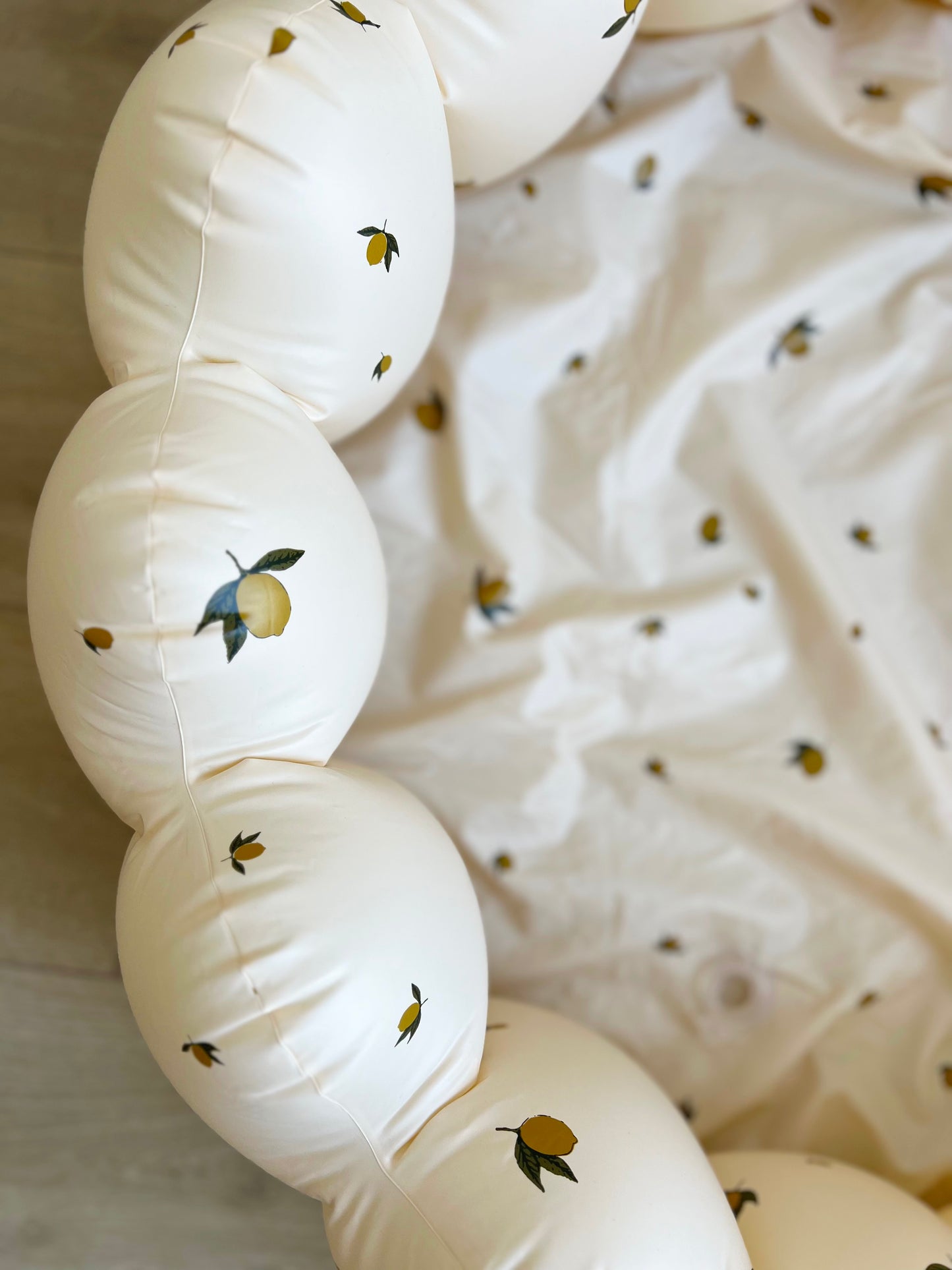 Inflatable Pool Fruit