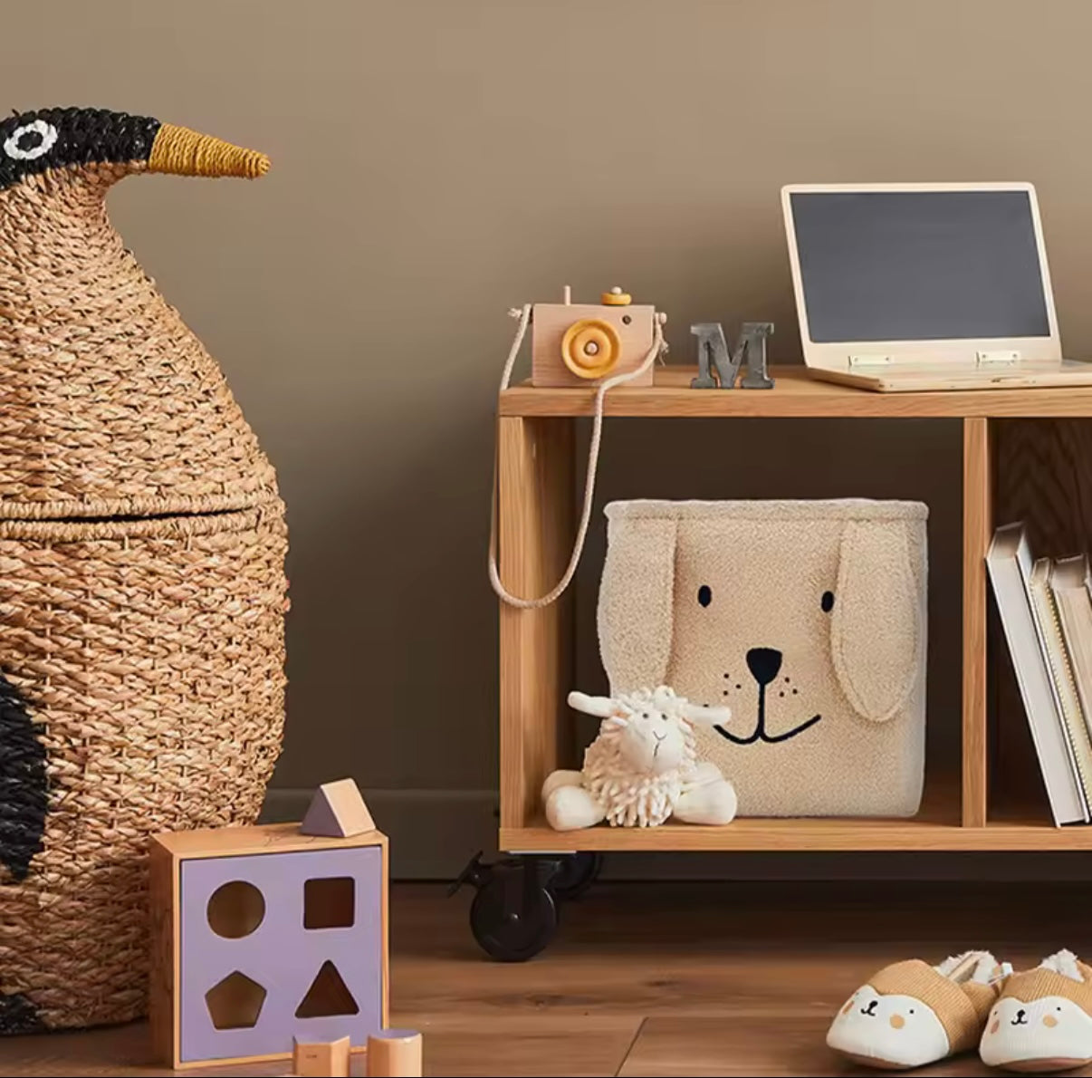 Teddy Square Storage