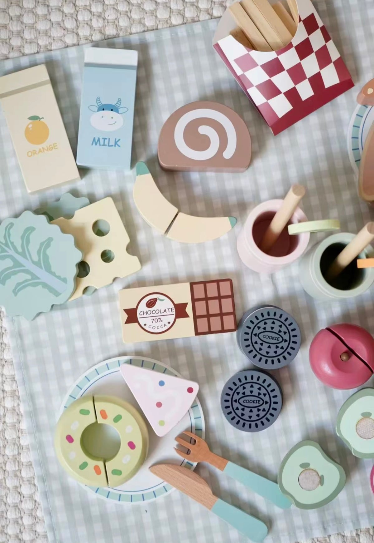 Picnic play set