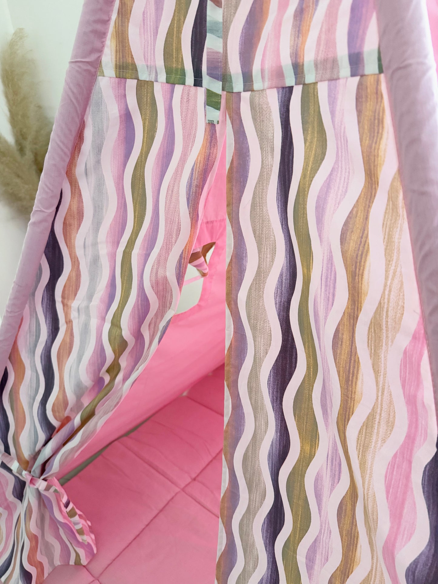 Teepee Pink Wave