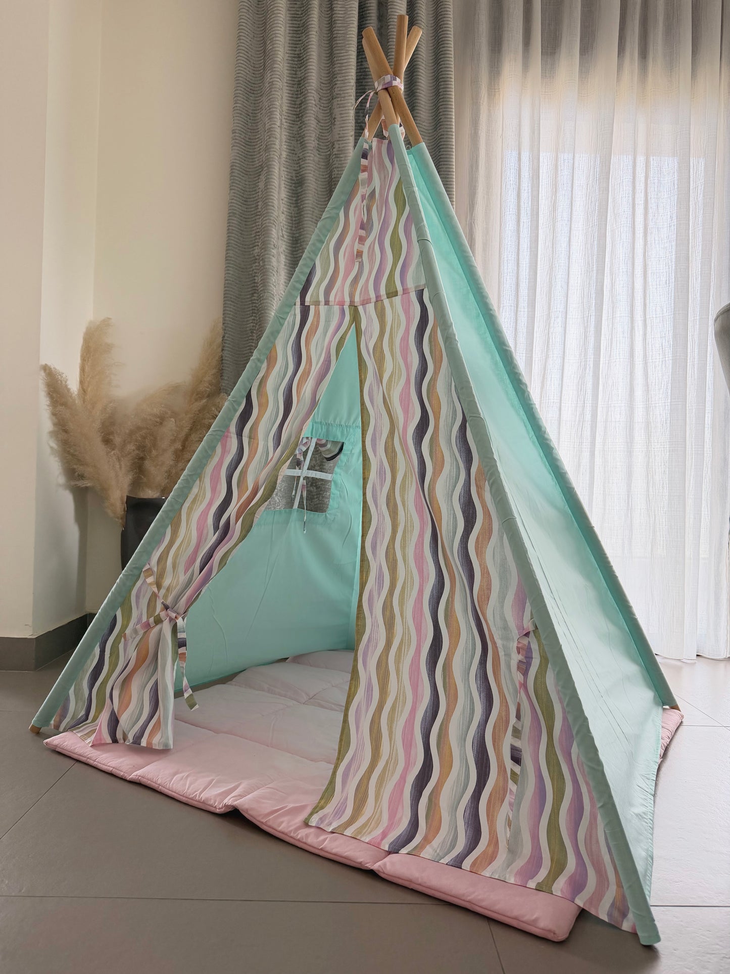 Teepee Green Wave