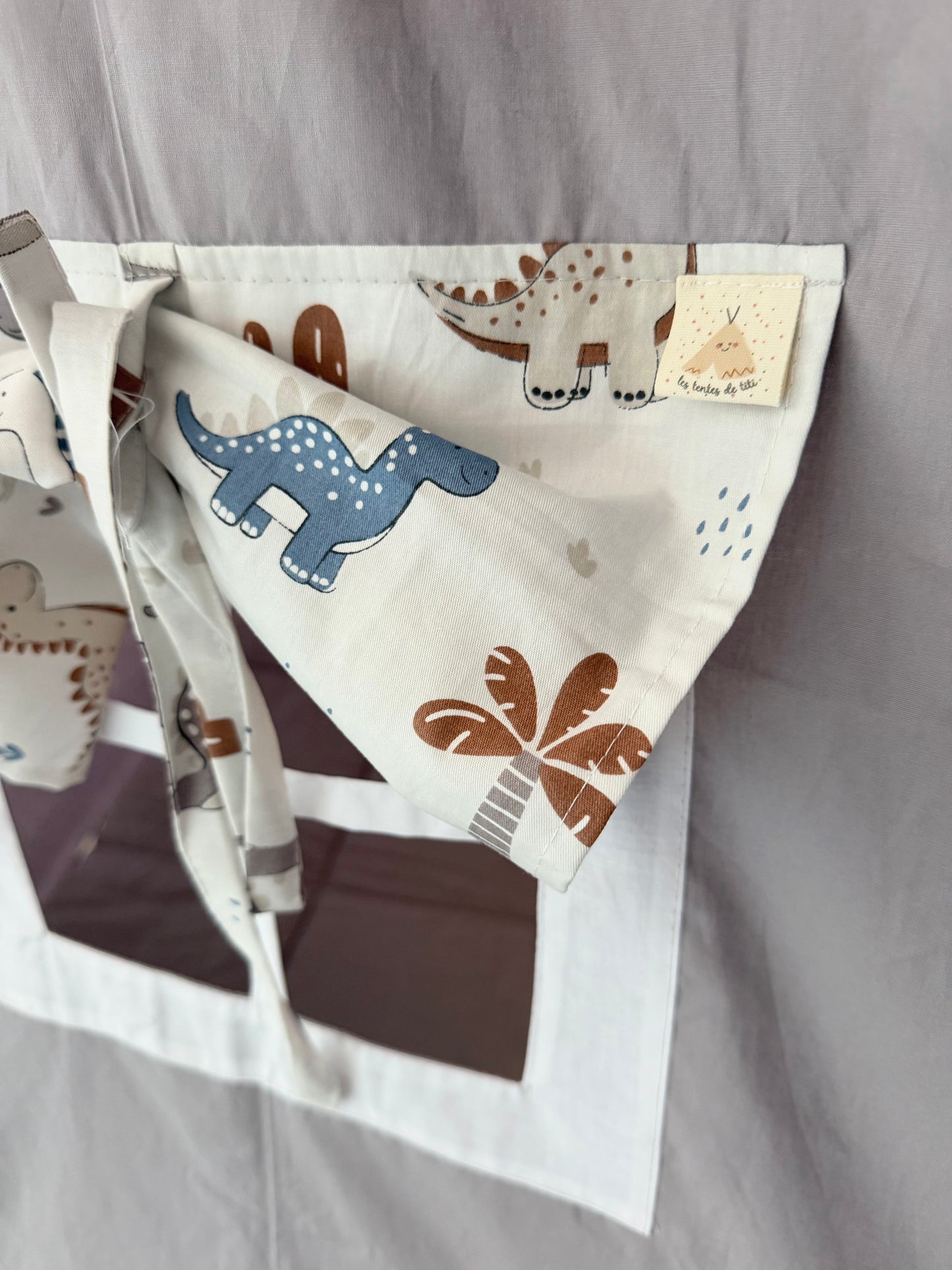 Dino teepee grey