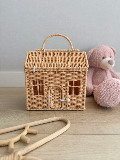 House Shaped
Basket