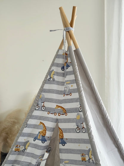 Teepee Giraffe on the Bike