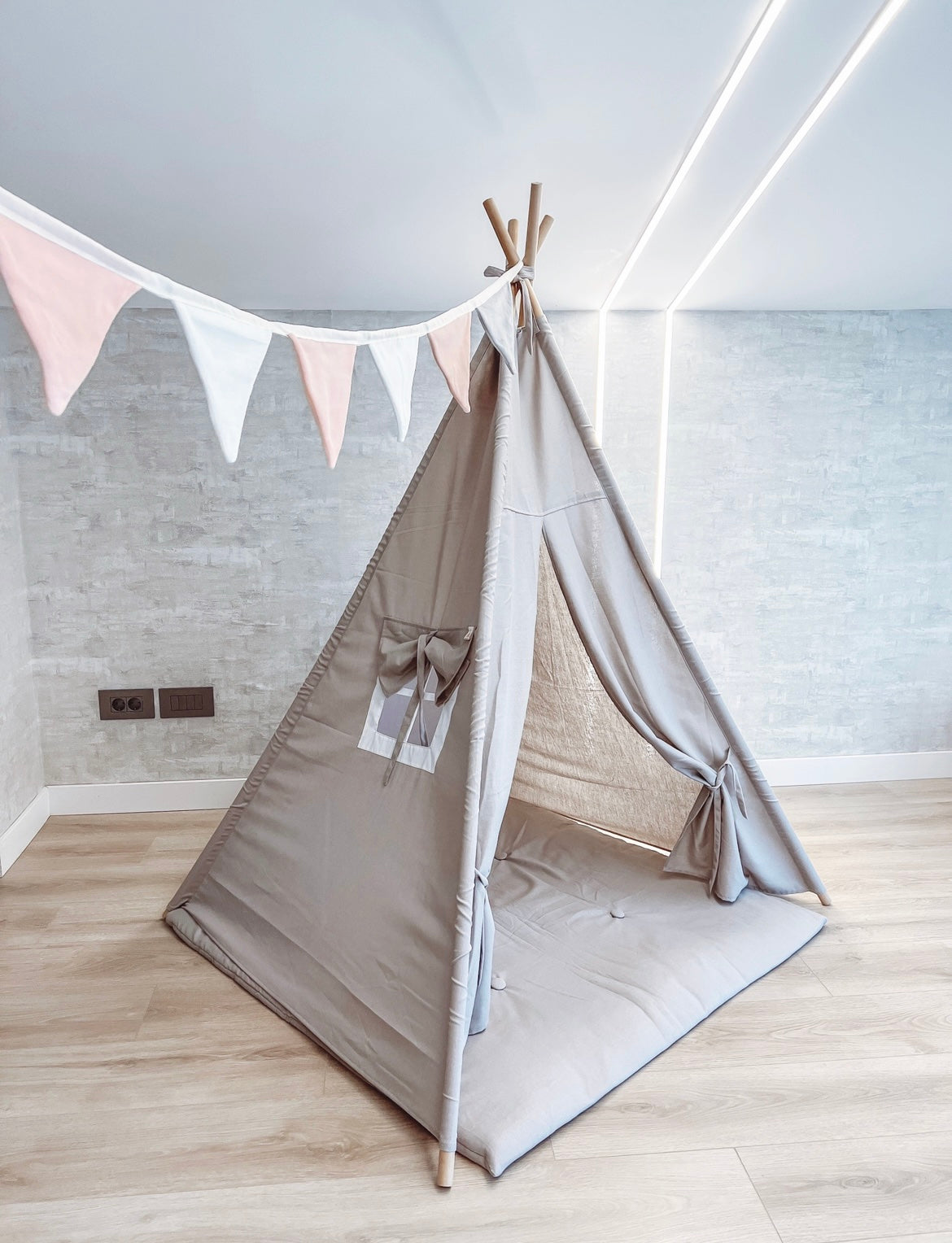 Linen Plain TeePee