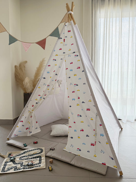 Teepee Car Traffic