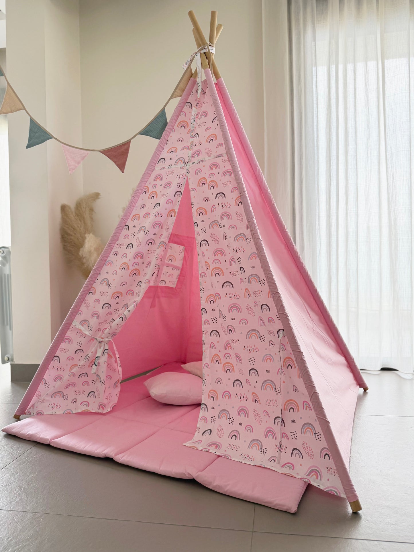 Teepee Pink Rainbow