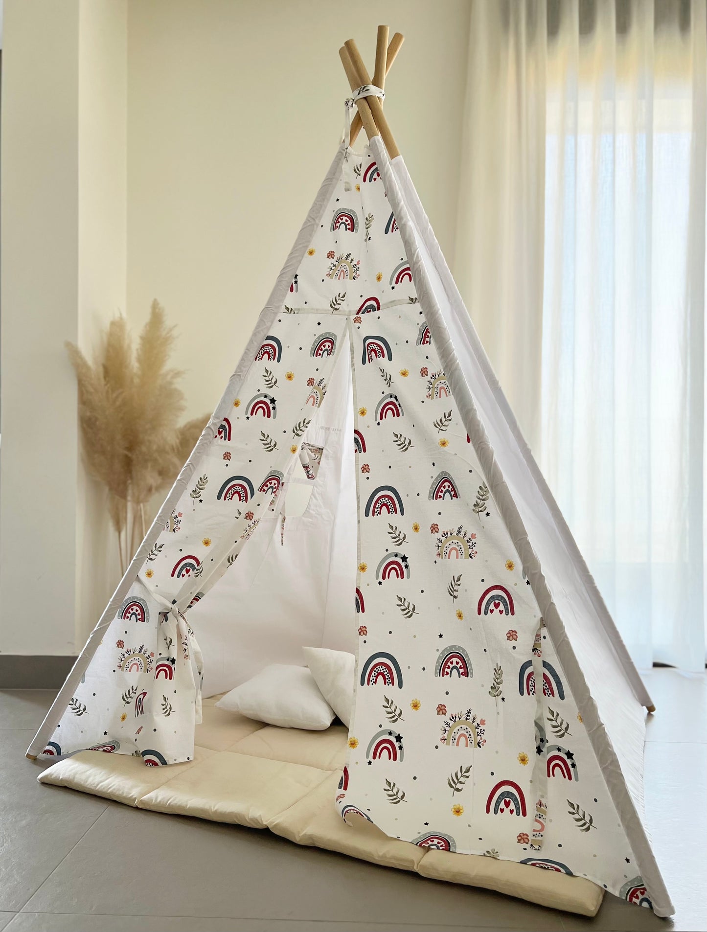 Teepee Boho Rainbow