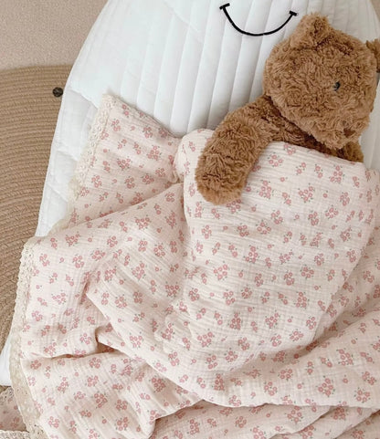 Blanket + pillow