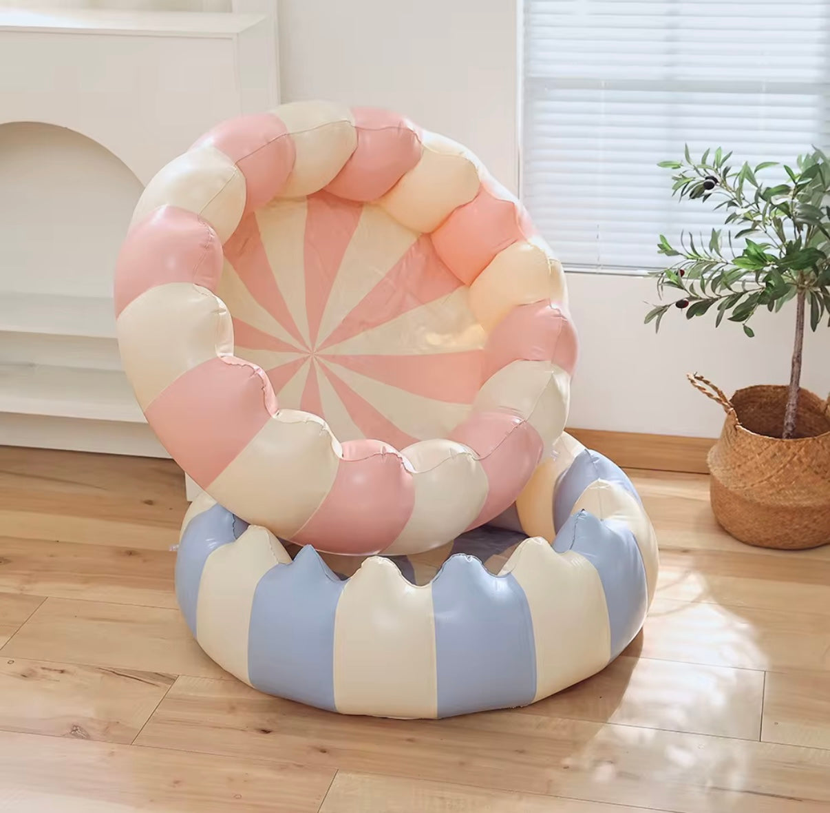 Pink Stripe Inflatable pool