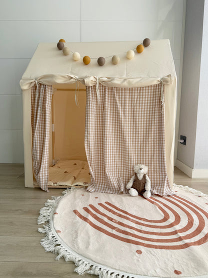 Bear House Tent