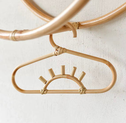 Rattan Hanger