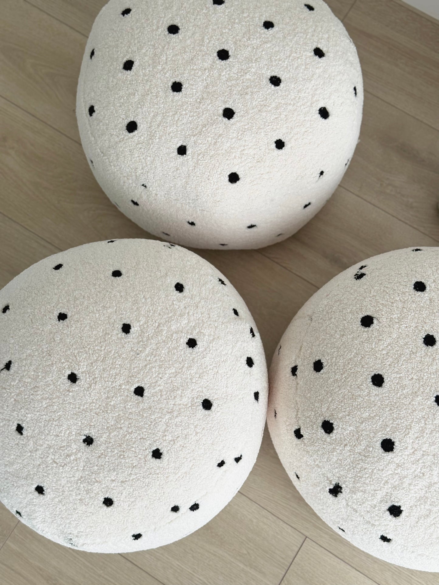 Dot Floor Cushion